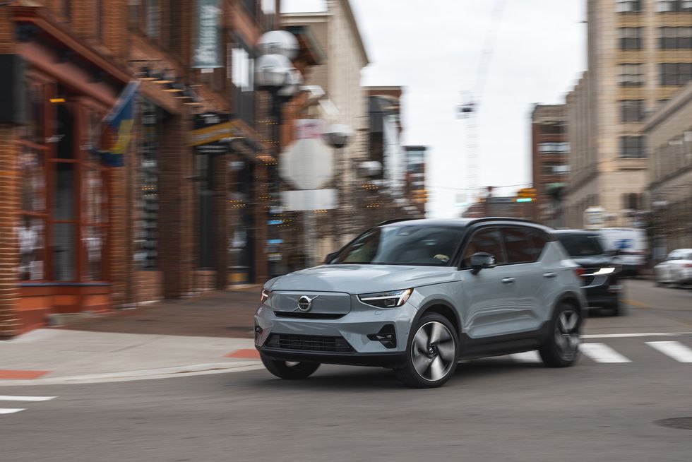 View Photos of the 2024 Volvo XC40 Recharge Single Motor
