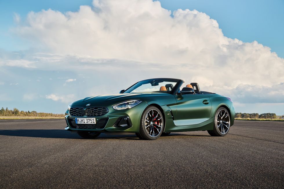2025 BMW Z4 Finally Gets a Manual Transmission