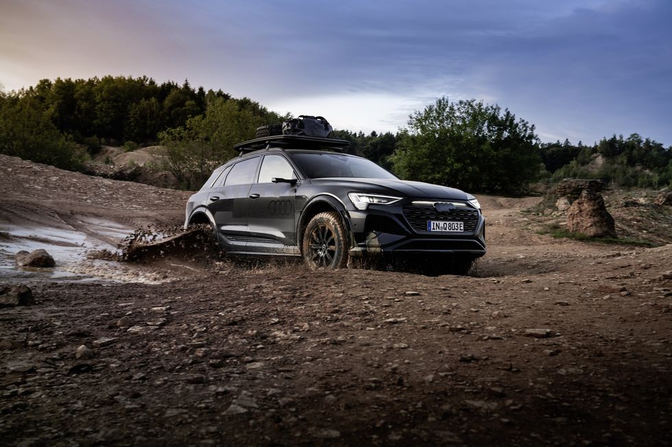 2024 Audi Q8 e-tron Special Edition Honors Upcoming Dakar Rally