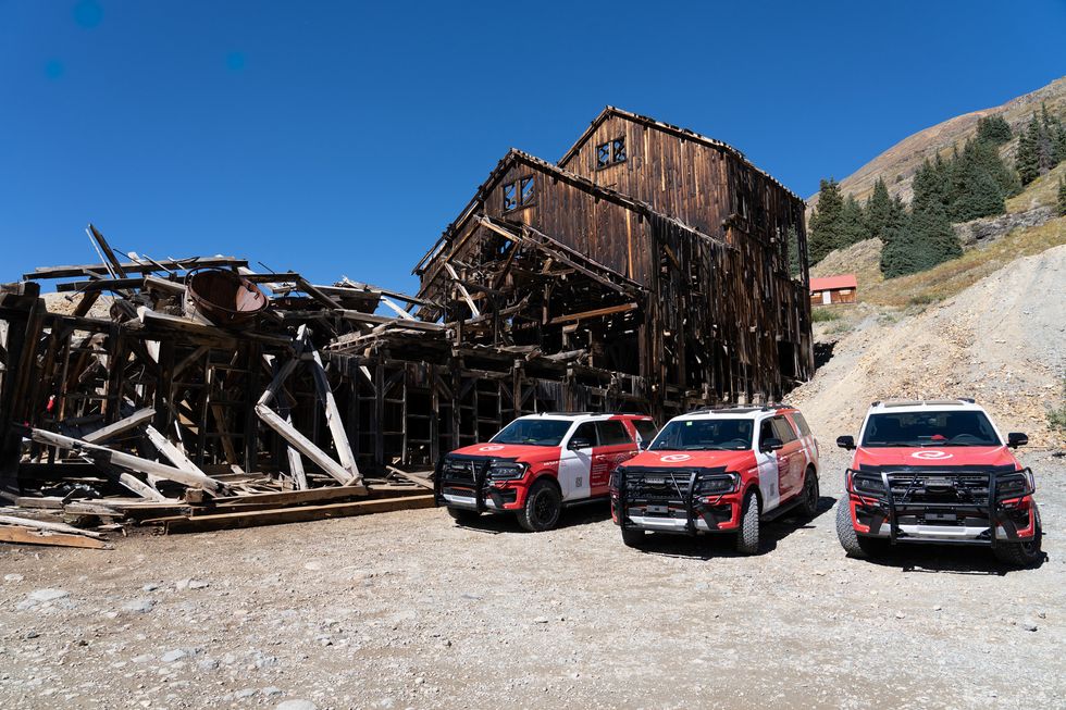 View Photos of the Transglobal Car Expedition