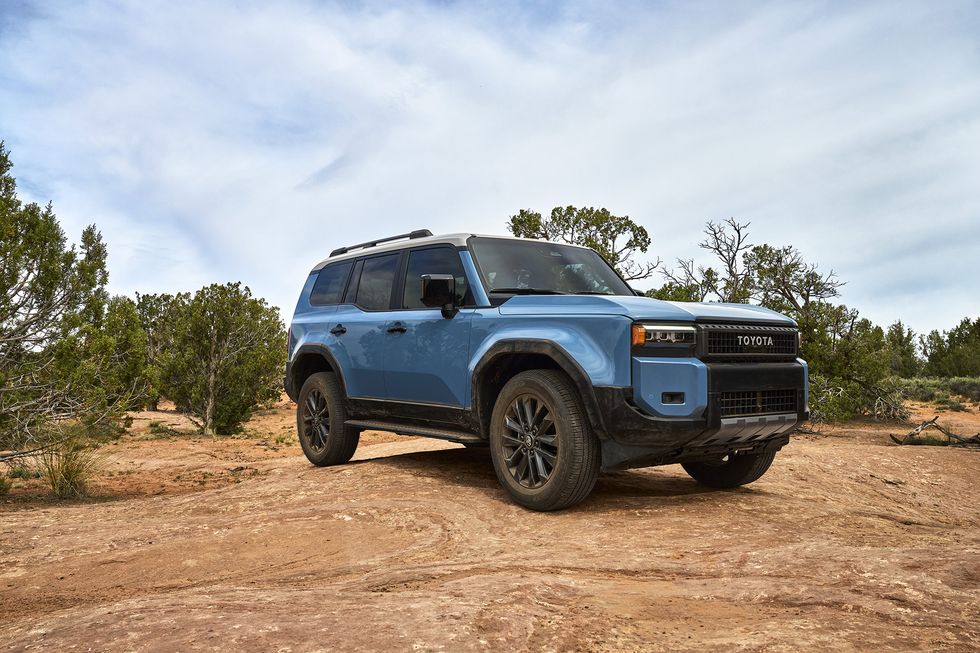 2024 Toyota Land Cruiser MPG Lower Than Expected, Still Beats V-8