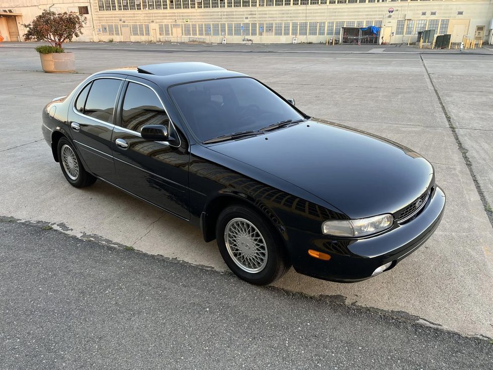 1993 Infiniti J30t Is Today’s Bring a Trailer Pick