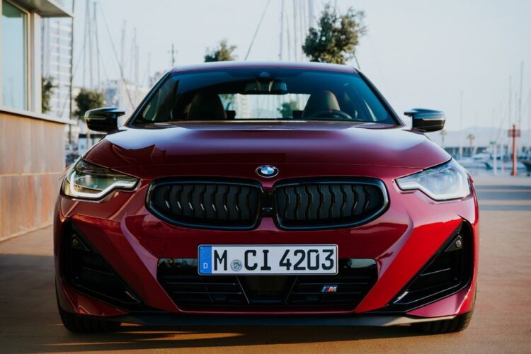 View Photos of the 2025 BMW 2-Series Coupe