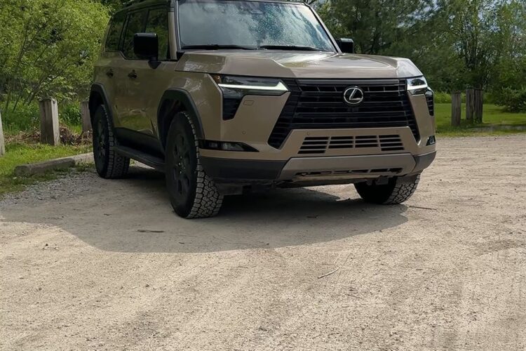 We Play around with 3 Neat Features on the 2024 Lexus GX550 Overtrail