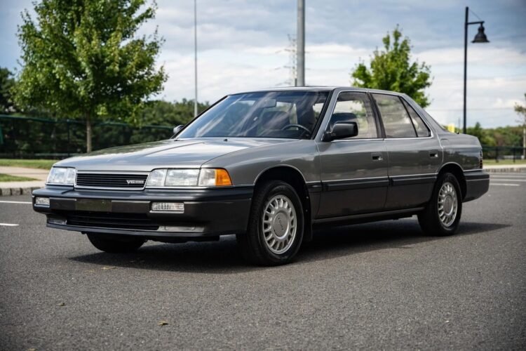 1987 Acura Legend Is Today’s Bring a Trailer Auction Pick
