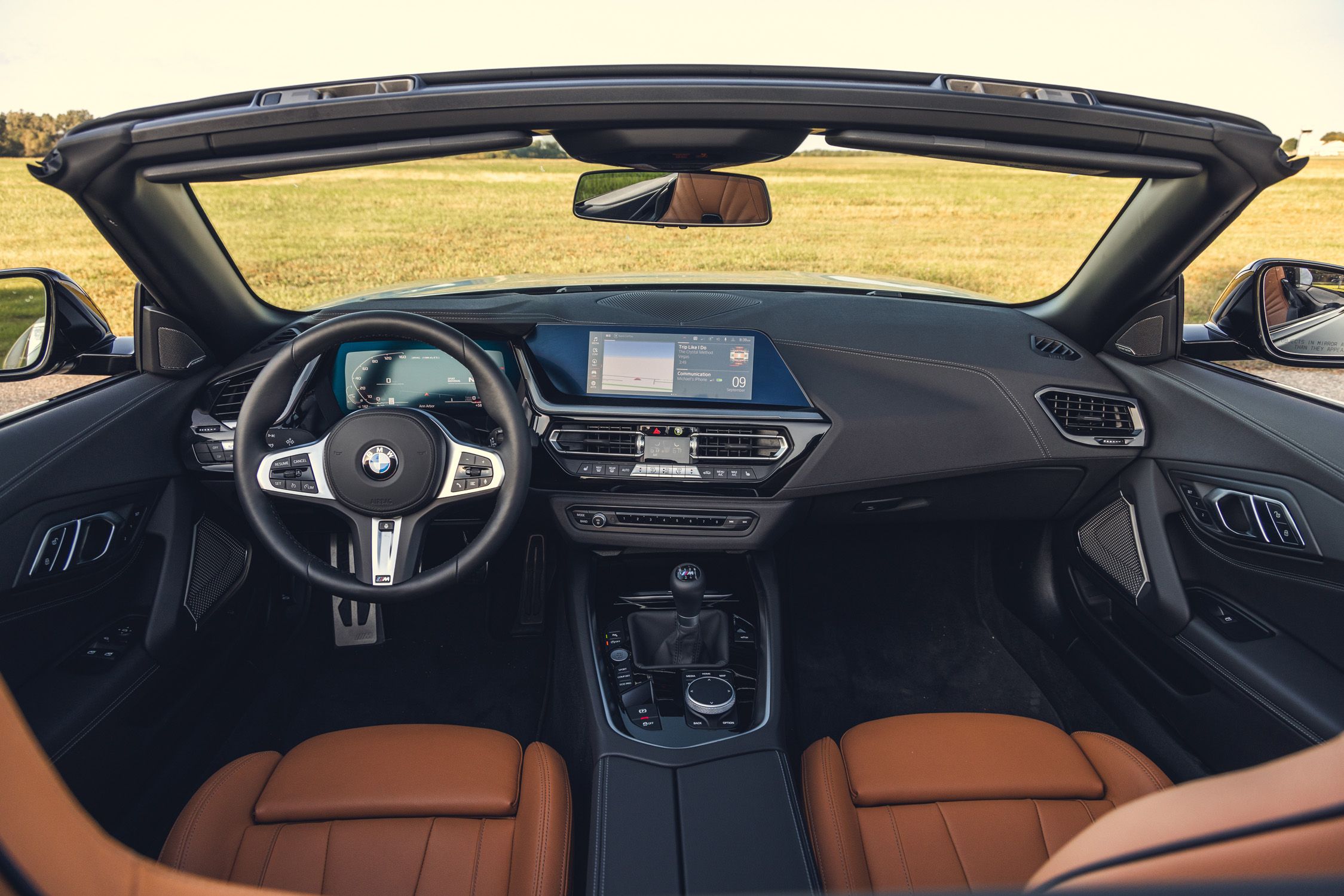 View Interior Photos of the 2025 BMW Z4 M40i