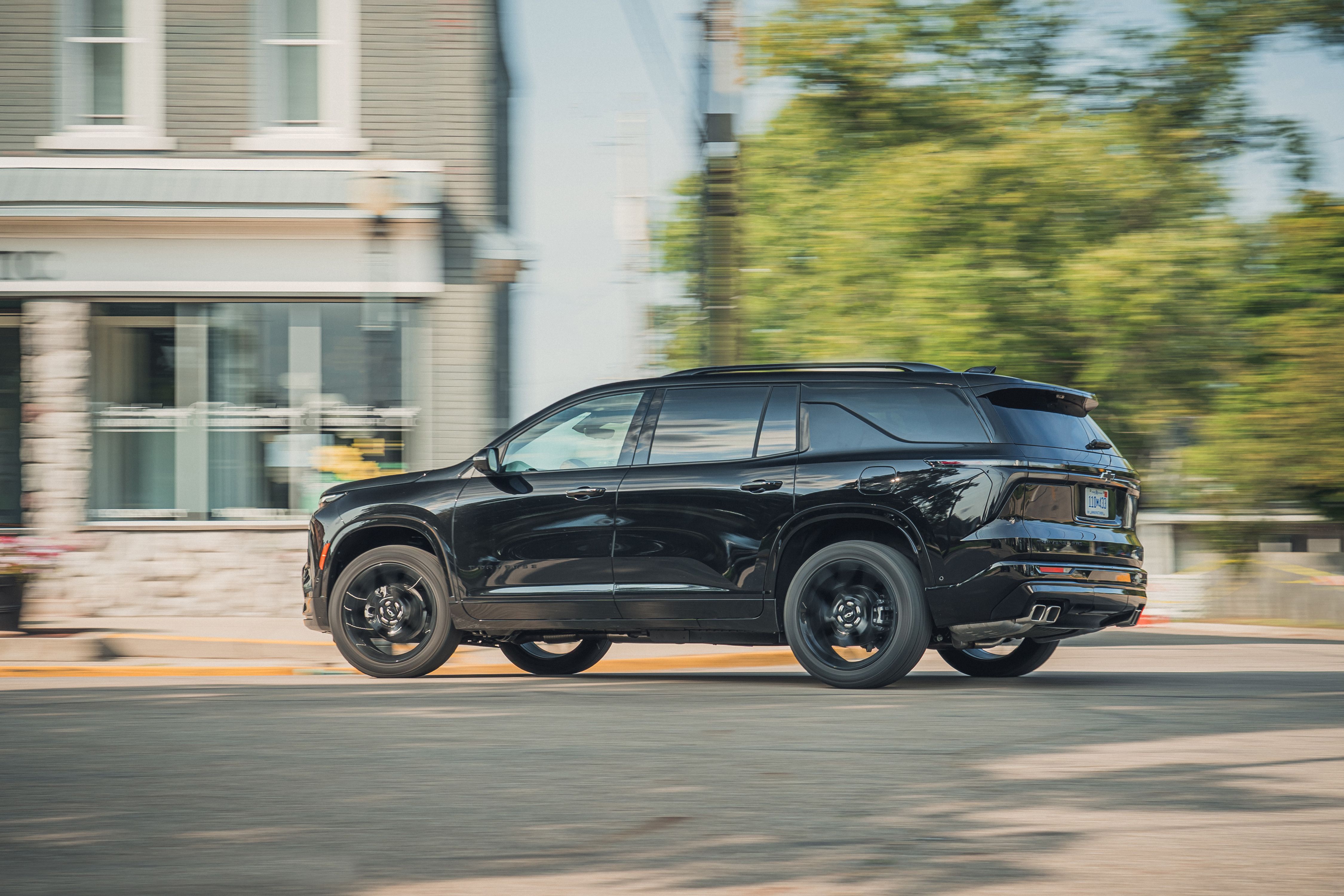 View Photos of the 2024 Chevrolet Traverse