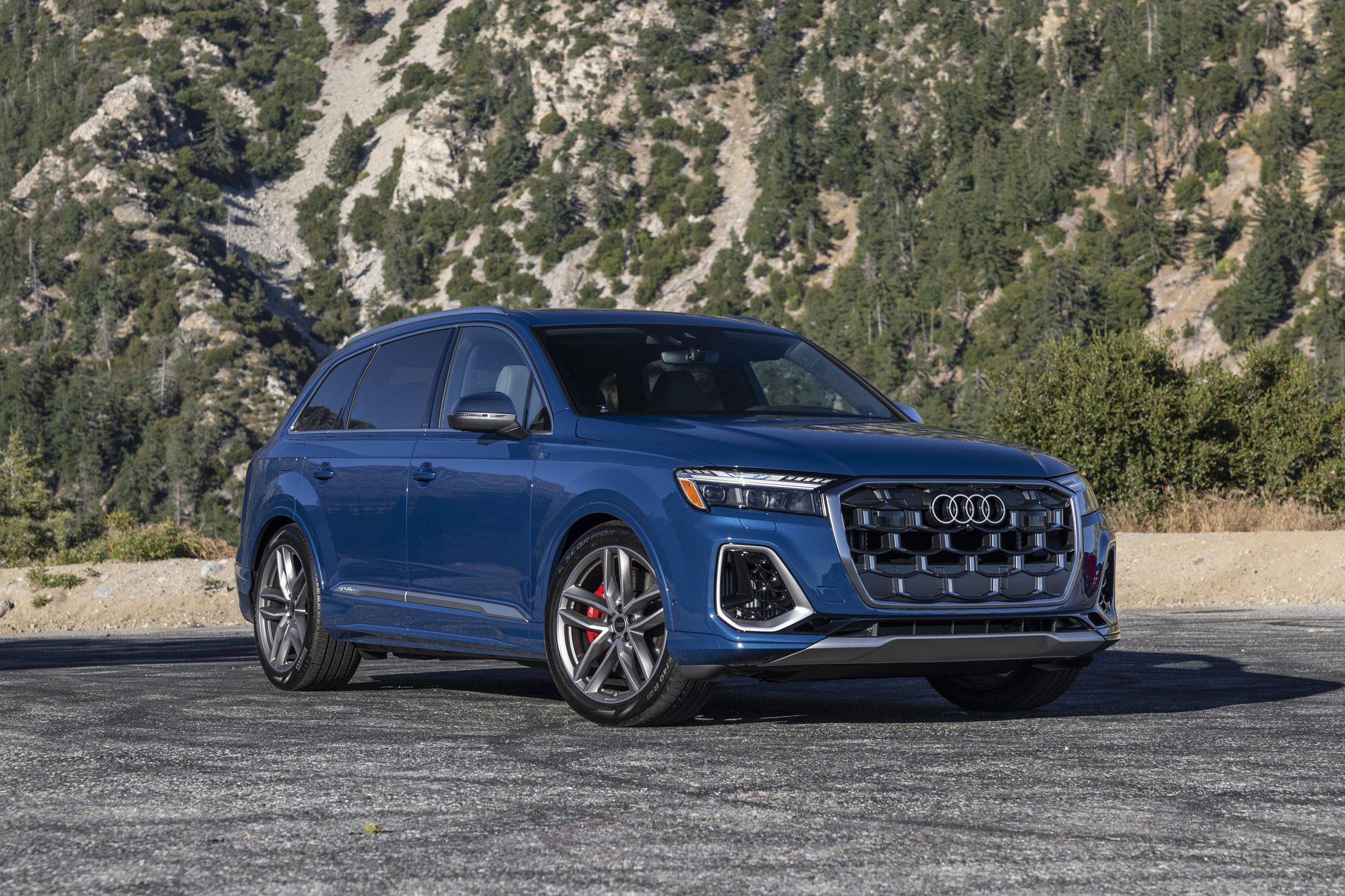 2025 Audi SQ7
