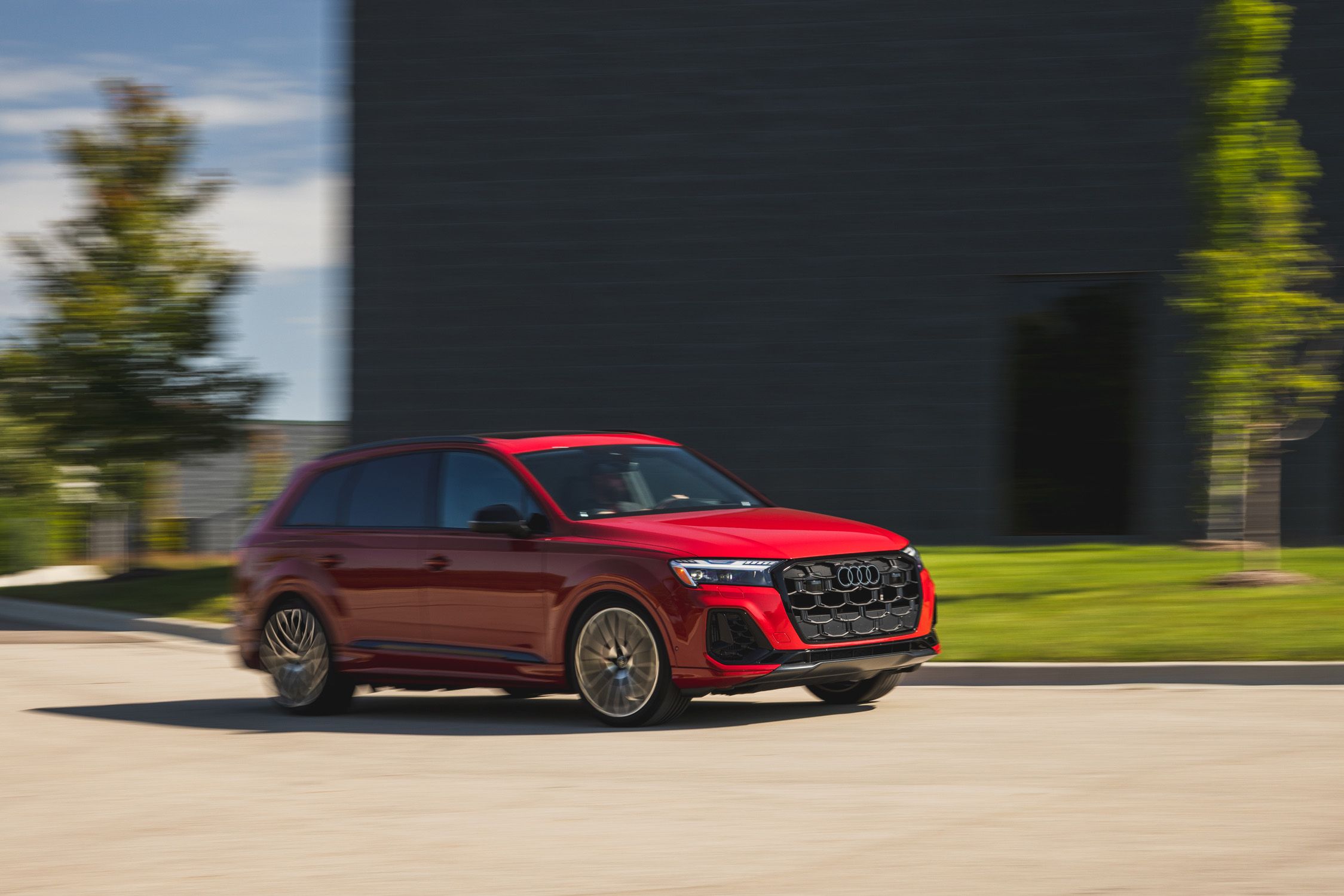 Tested: 2025 Audi Q7 and SQ7 Nail the Basics