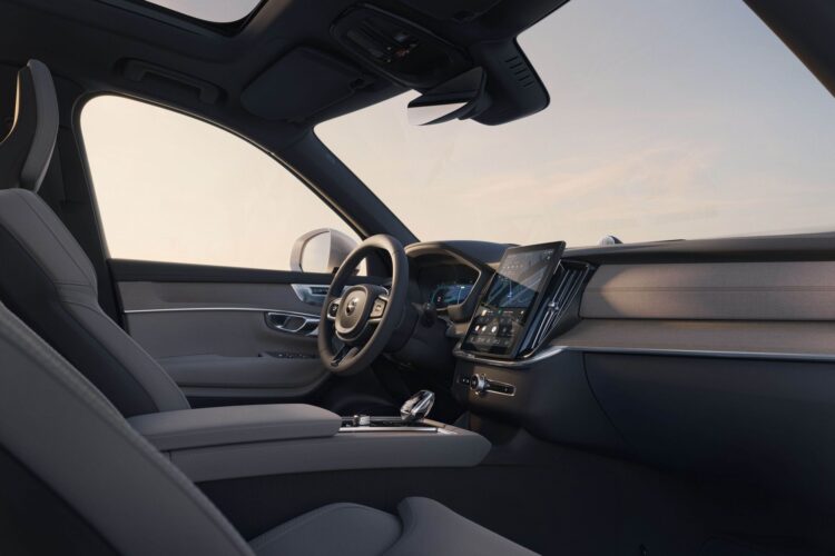 2025 Volvo EX90 Is the Electric SUV You Didn’t Know You Needed