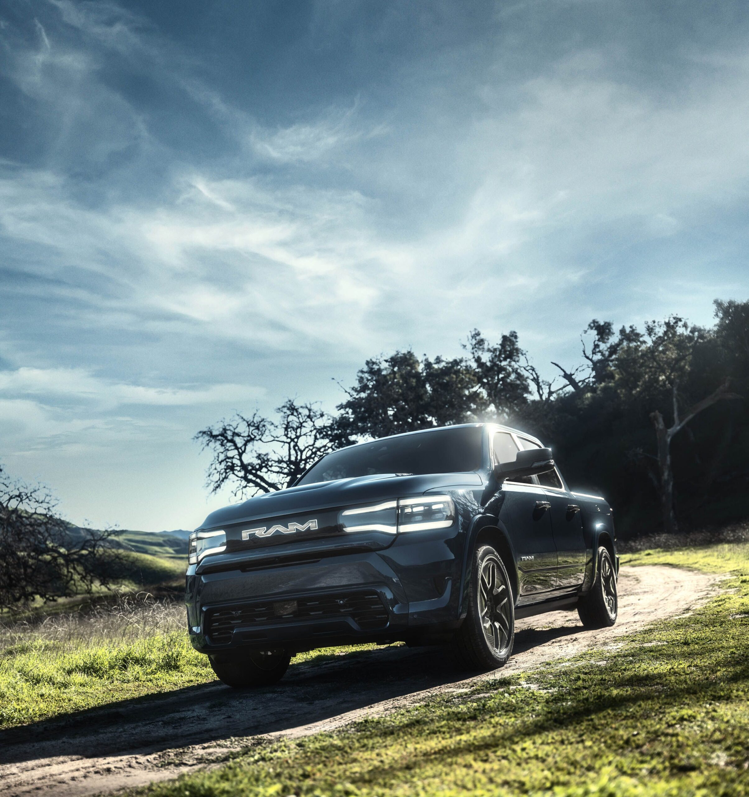 Stellantis STLA Frame Platform Will Give EVs up to 500 Miles of Range