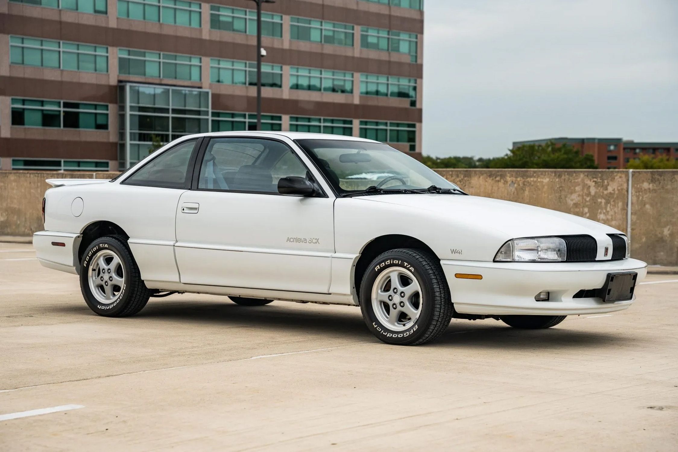 1992 Oldsmobile Achieva SCX Is Today’s Pick on Bring a Trailer
