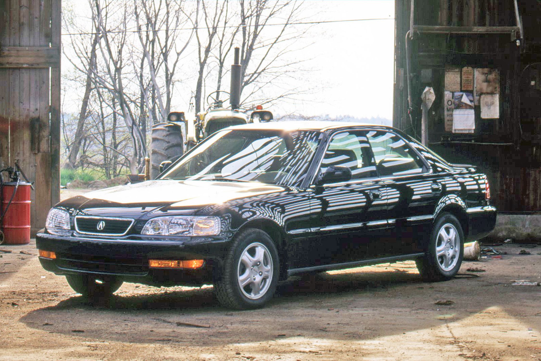 View Photos of the 1995 Acura 2.5TL