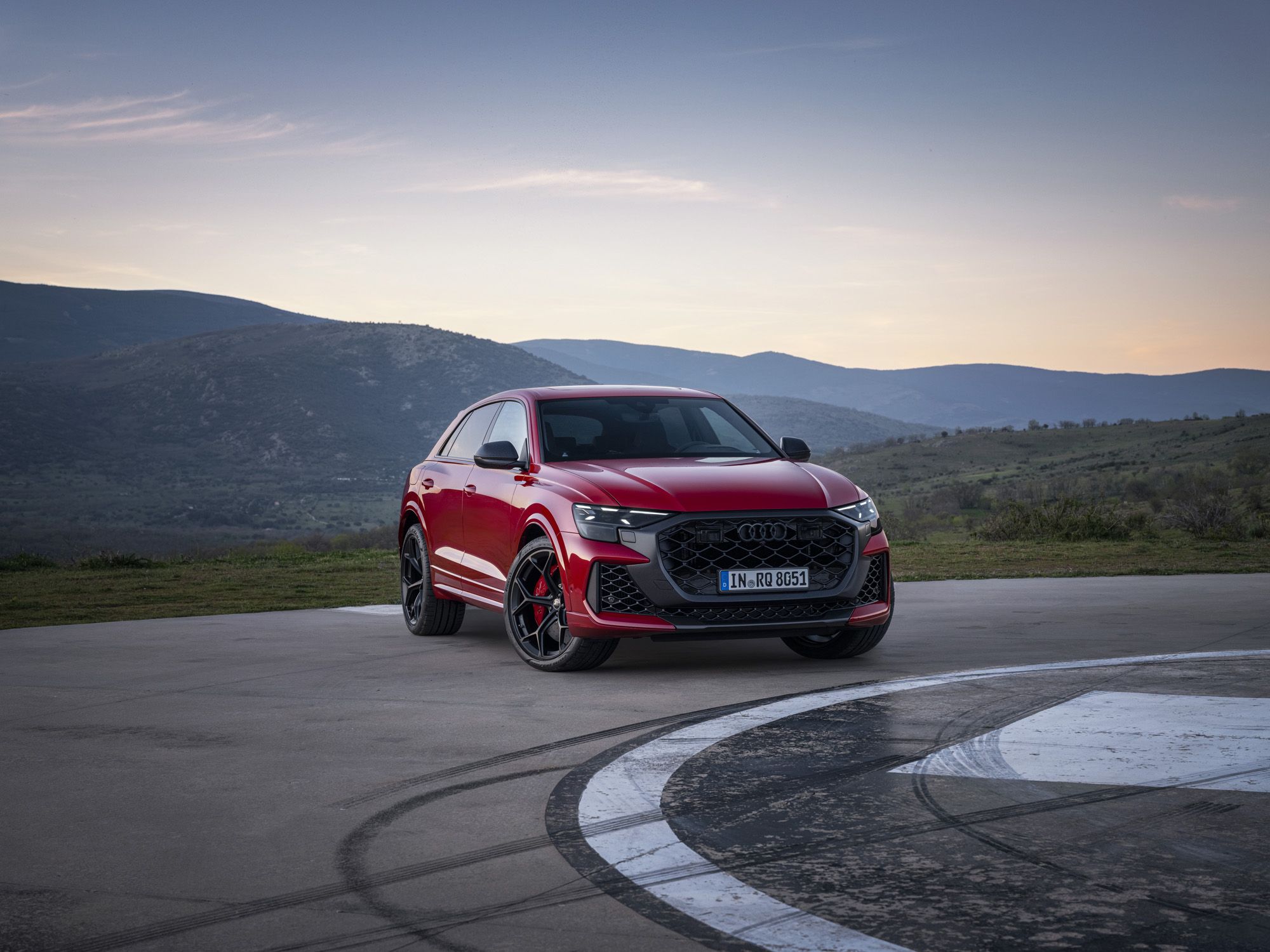 2025 Audi RS Q8 Performance Costs $100K Less Than a Lamborghini Urus