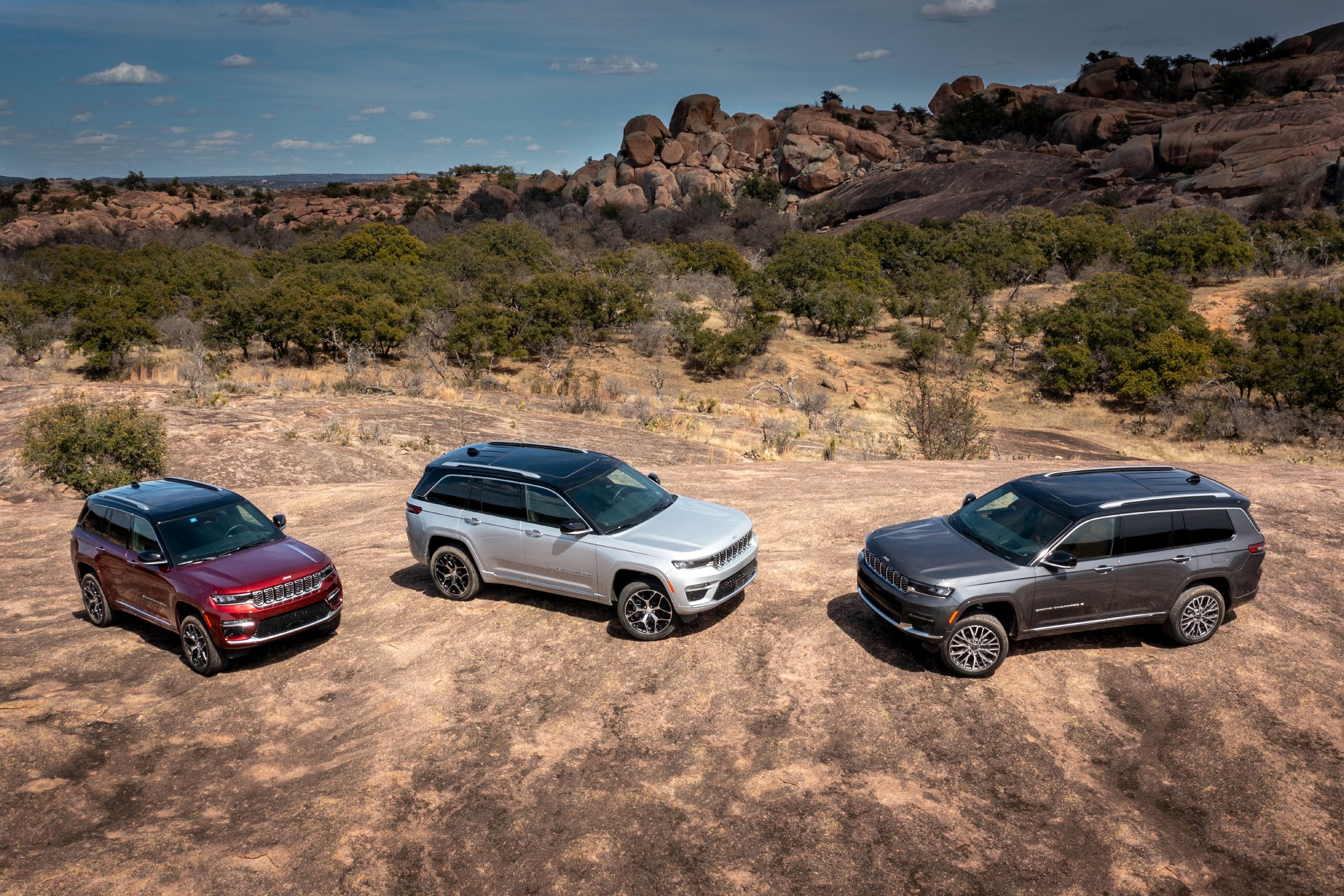 2025 Jeep Grand Cherokee Will Start $1K Lower Than Last Year