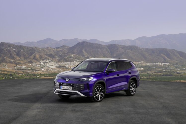 Europe’s VW Tayron Previews the Upcoming U.S. Tiguan Three-Row SUV