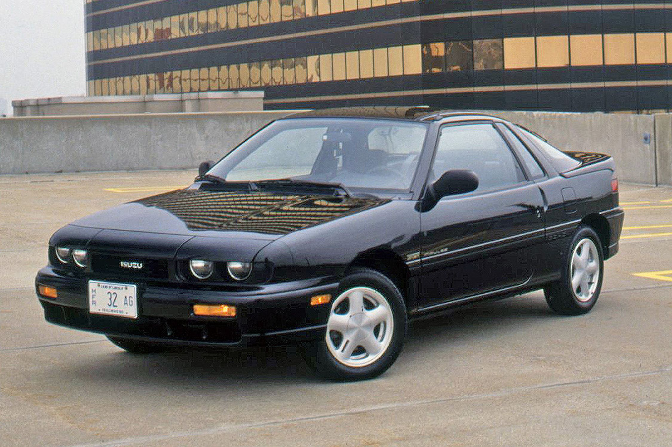 View Photos of the 1991 Isuzu Impulse XS