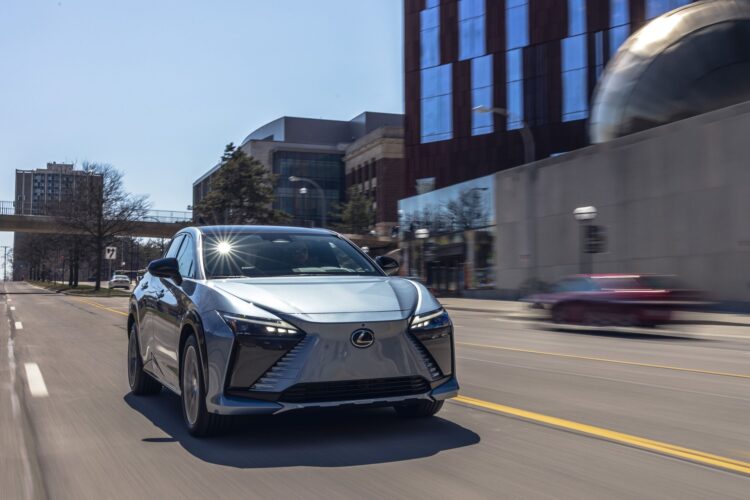 2025 Lexus RZ
