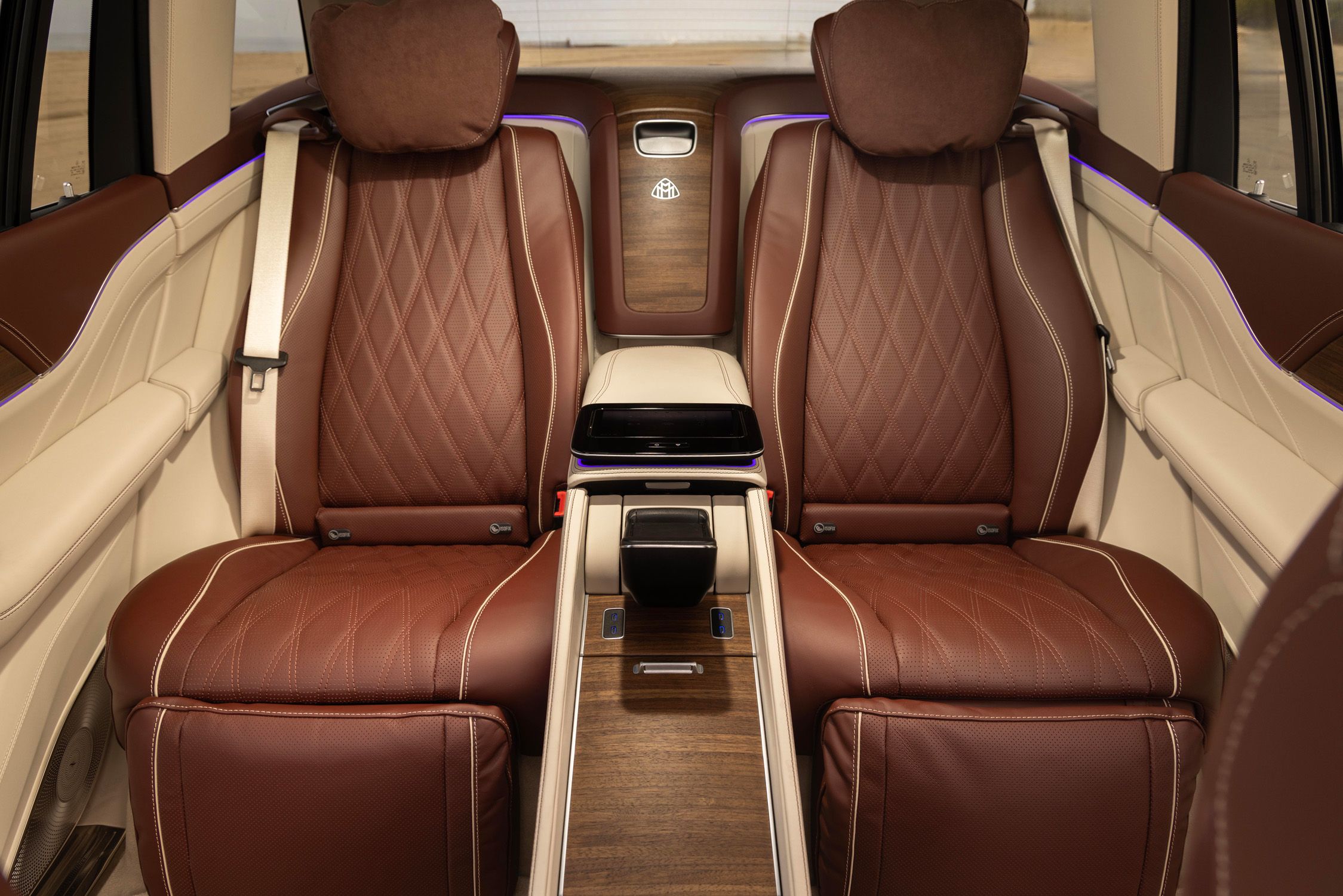 View Interior Photos of the 2024 Mercedes-Maybach GLS600