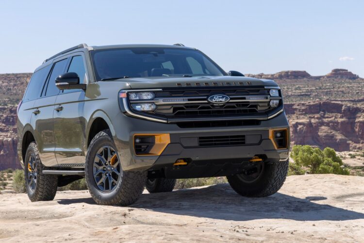 2025 Ford Expedition Gets More Expensive, New Tremor Starts at $83,025