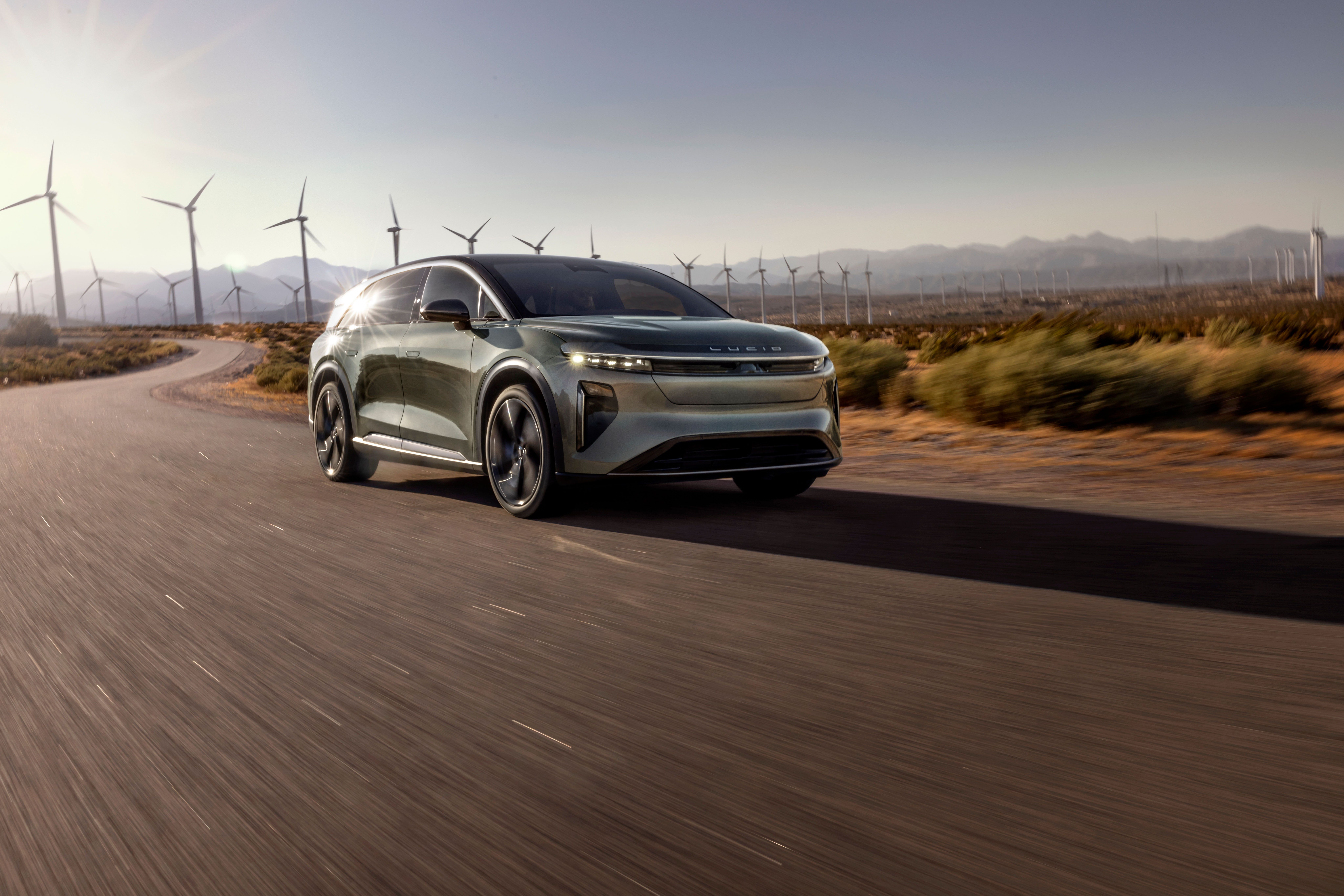 2025 Lucid Gravity, a Three-Row EV SUV, Priced from $81K to $96K