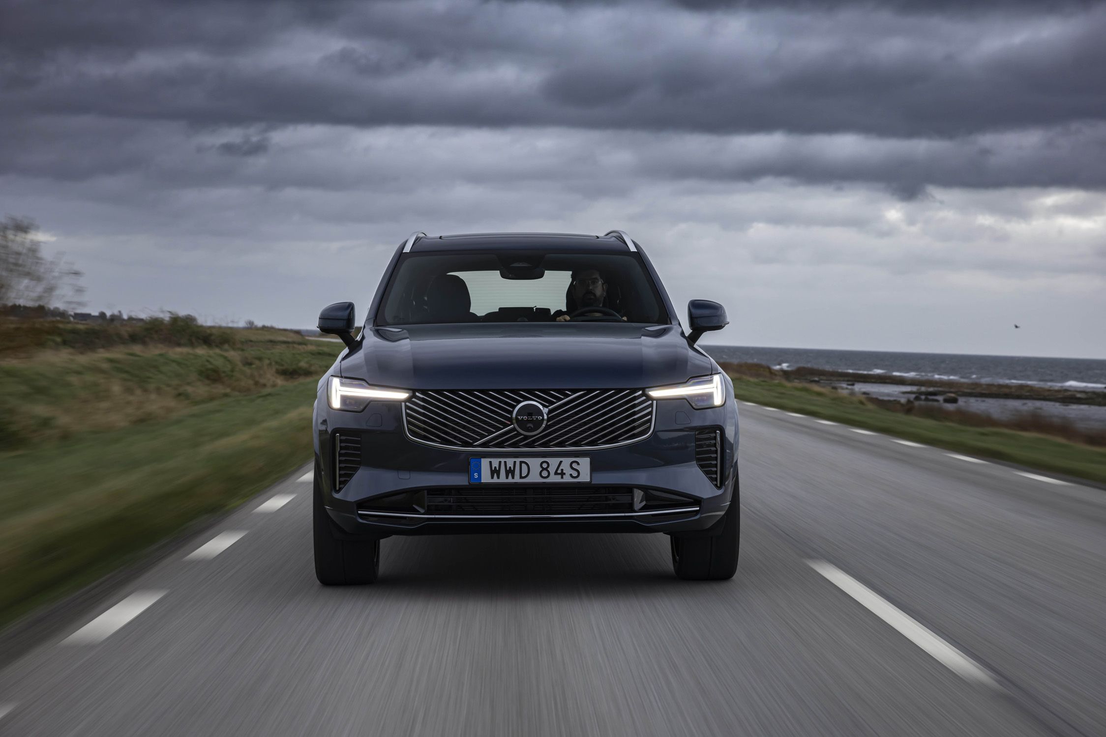2025 Volvo XC90 Freshens Up for a Few More Rounds