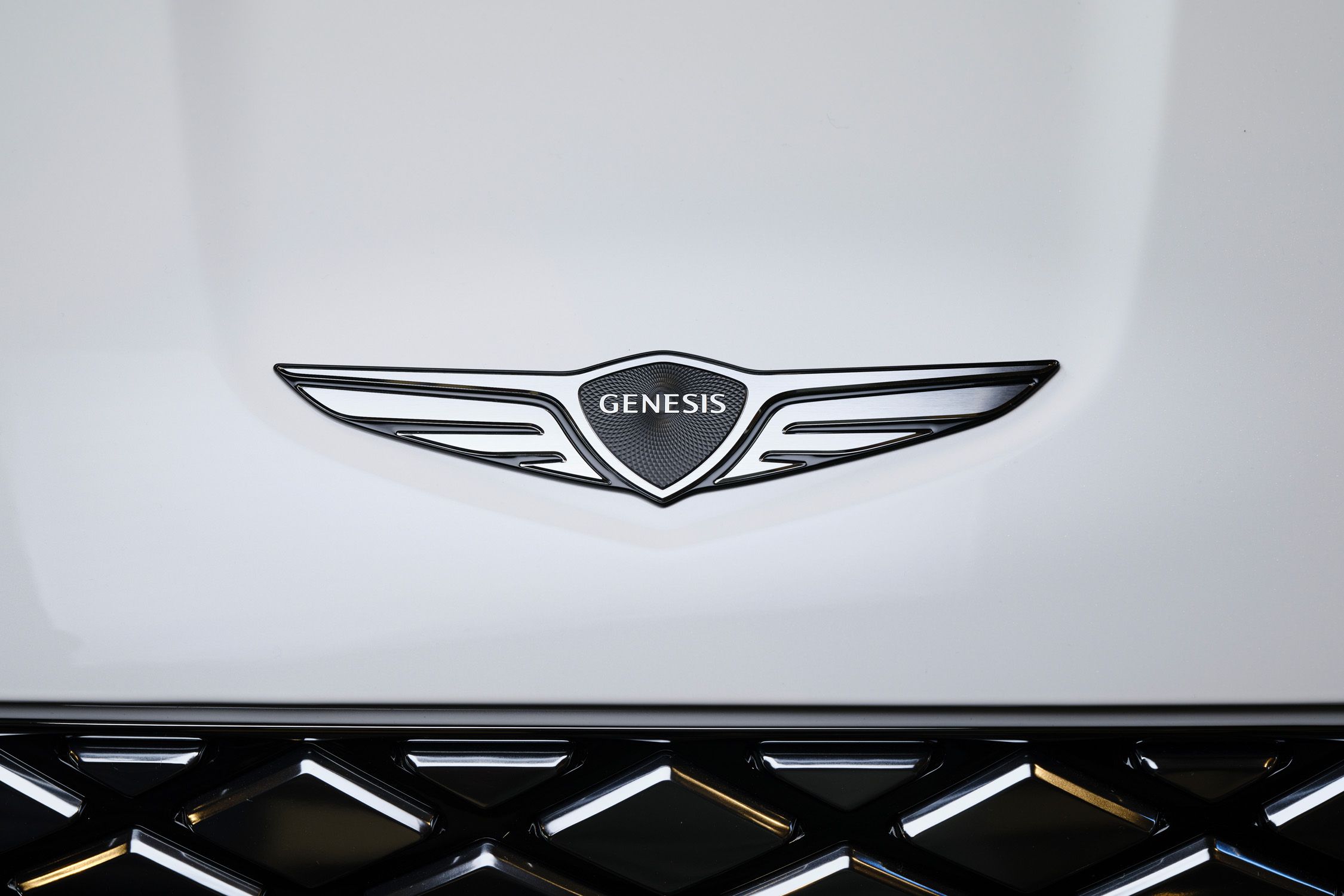 View Exterior Photos of the 2026 Genesis Electrified GV70
