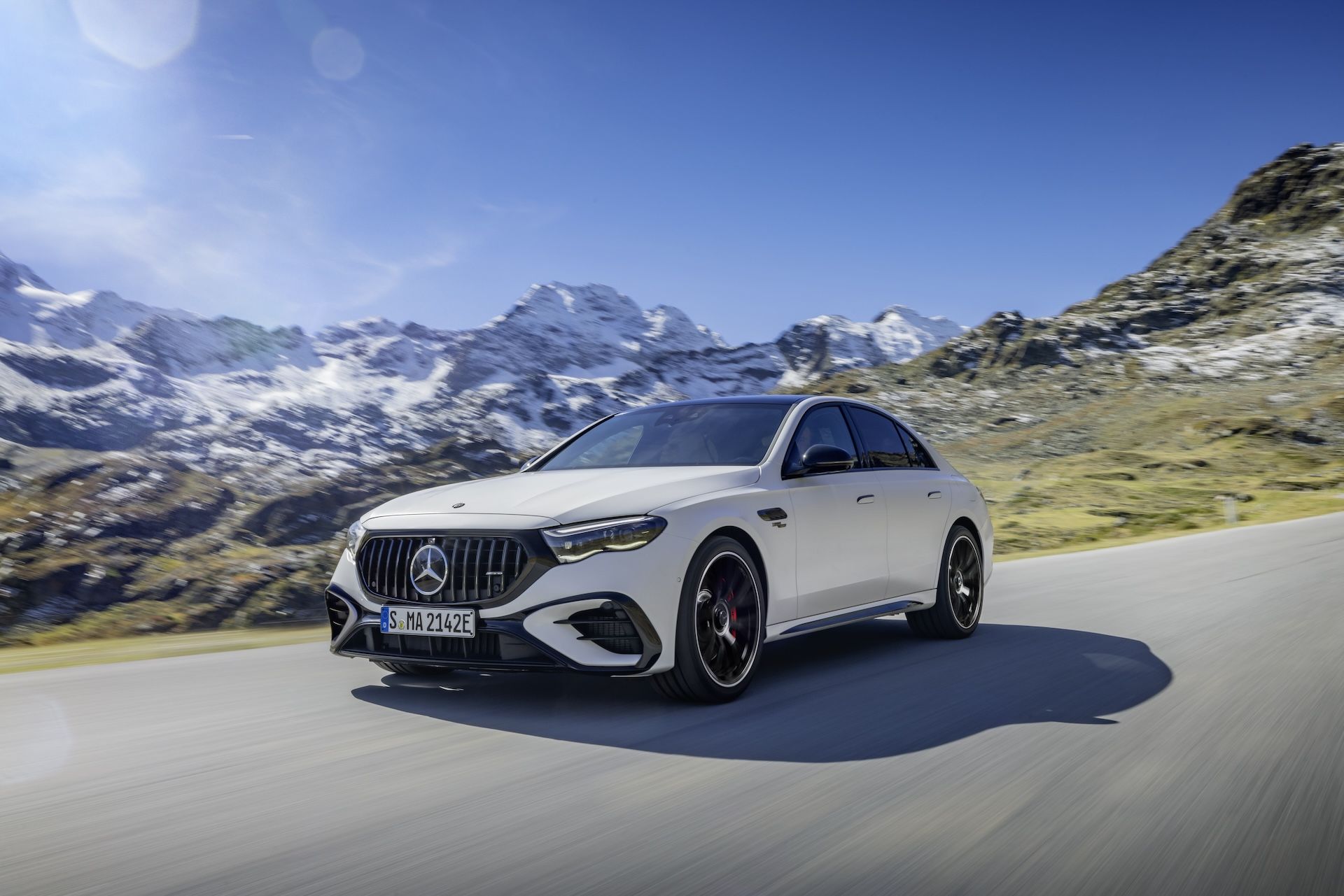 2025 Mercedes-AMG E53’s Starting Price Rises $6700 to $89,150