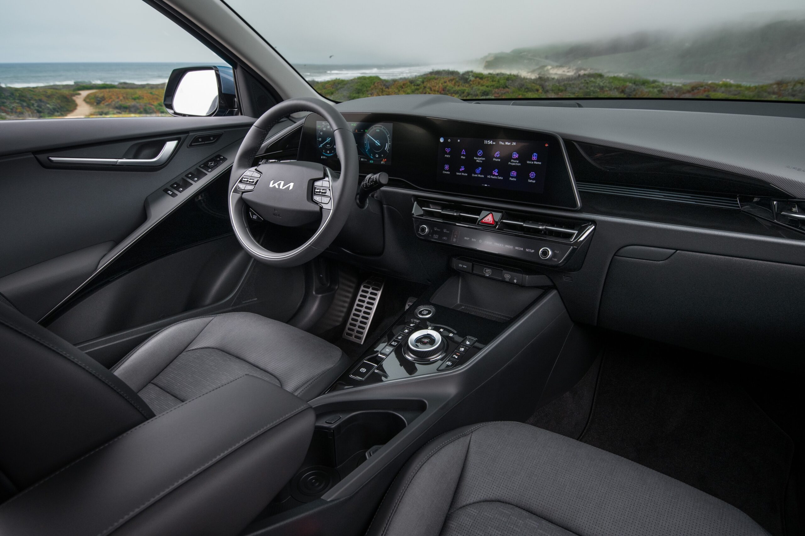 Kia Recalls 80K Niros over Airbags, Seatbelts That Might Not Work