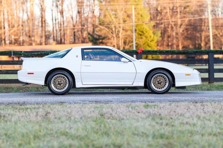 1989 Pontiac Firebird 20th Anniversary Turbo Trans Am Is Today’s Bring a Trailer Find