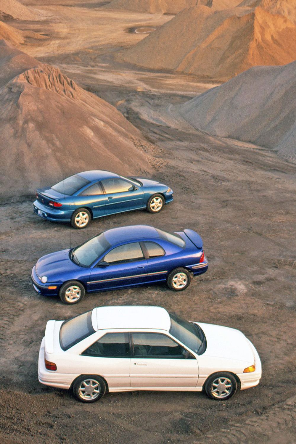 View Photos of the 1995 Starter Coupes