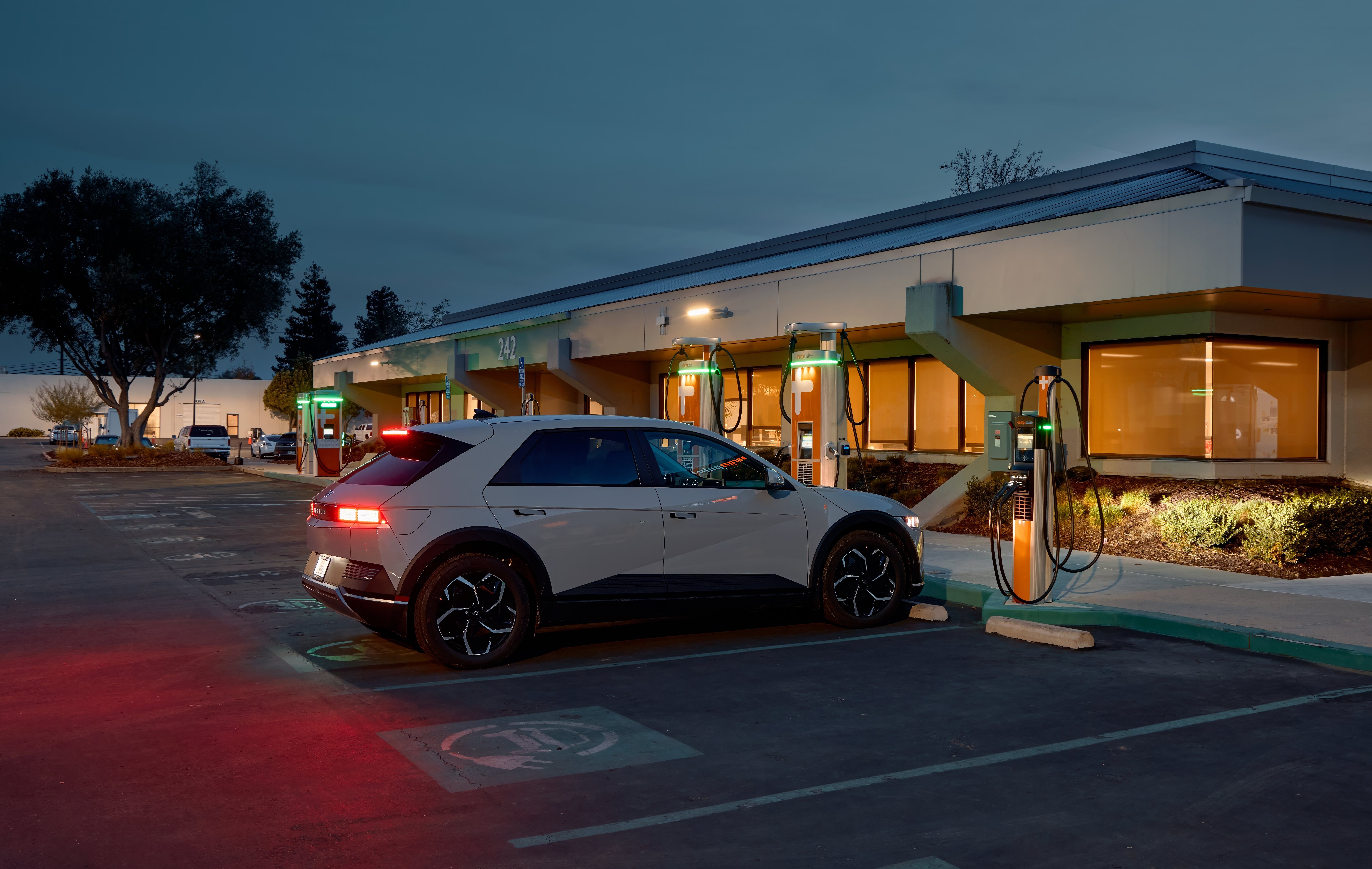 ChargePoint Adds Cut-Resistant EV Charging Cables to Deter Theft