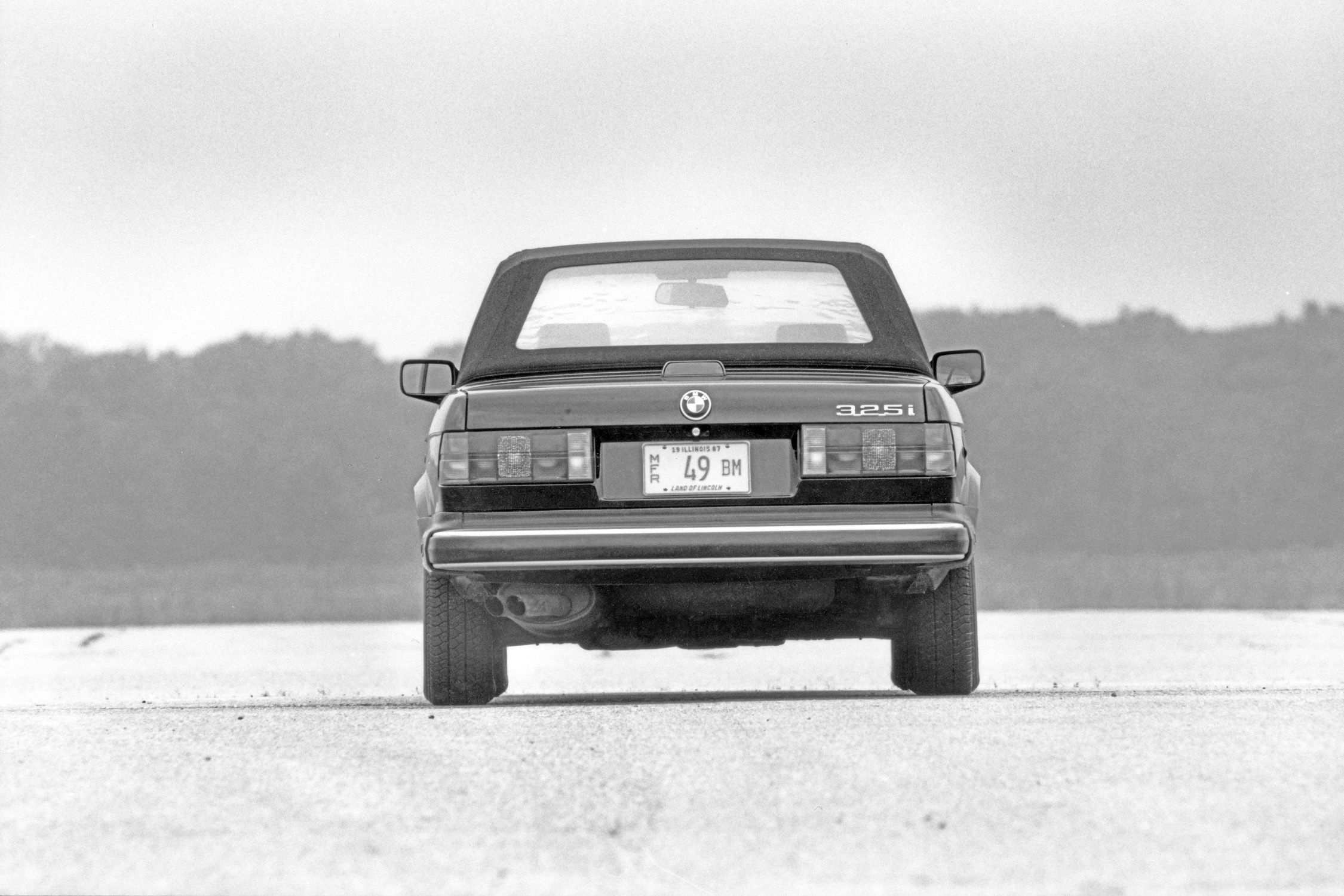 View Photos of the 1987 BMW 325i Convertible