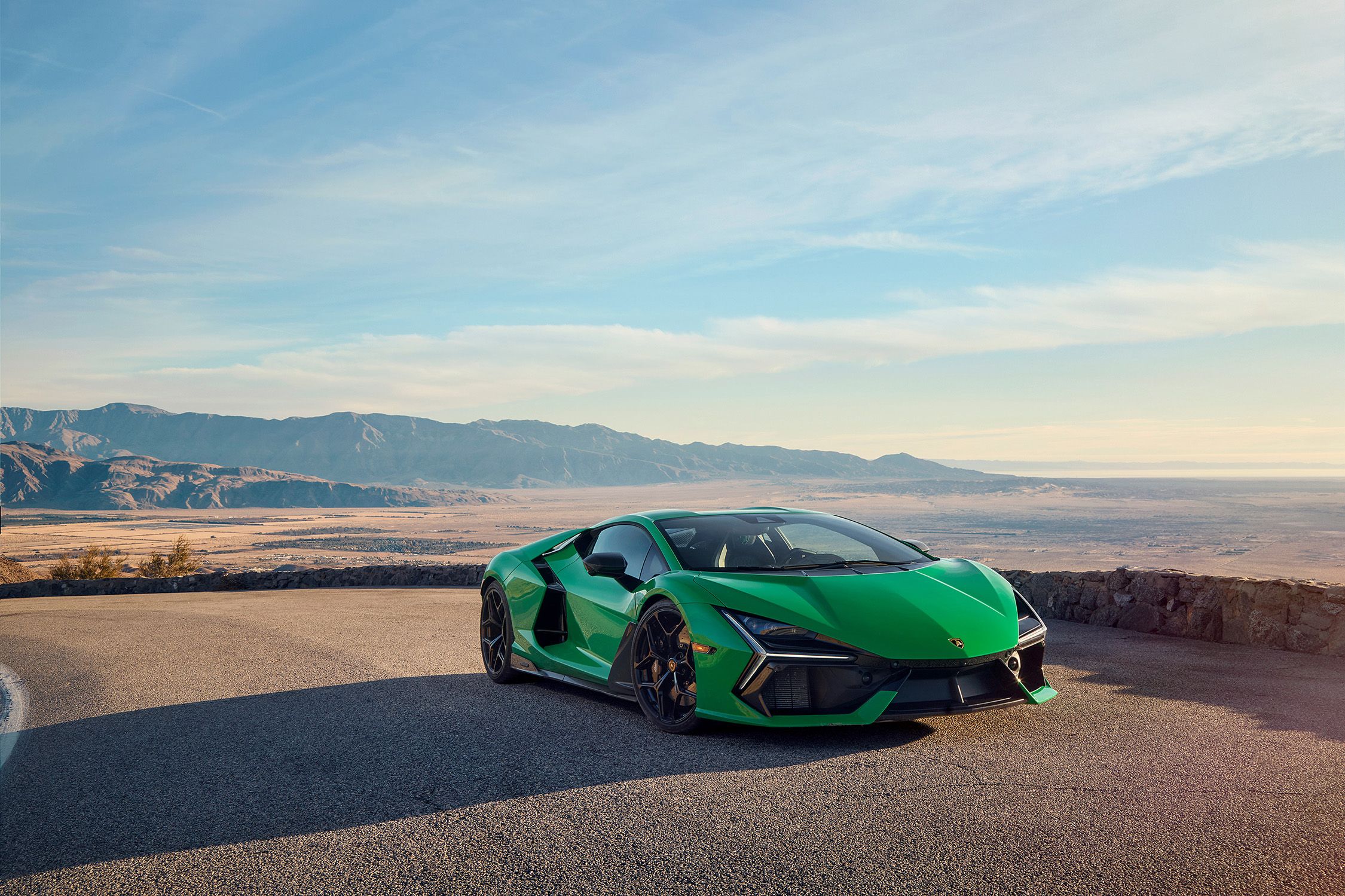 2024 Lamborghini Revuelto