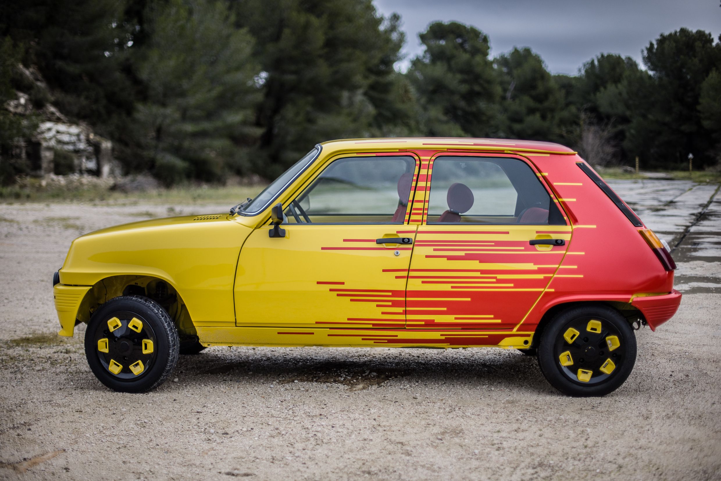 Renault 5 Restomod Looks Kooky but Only Has 50 Miles of Electric Range
