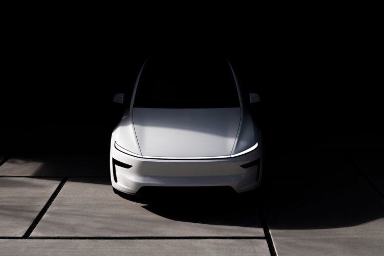 Tesla Reportedly Preparing Less Expensive Model Y to Fight Chinese EVs