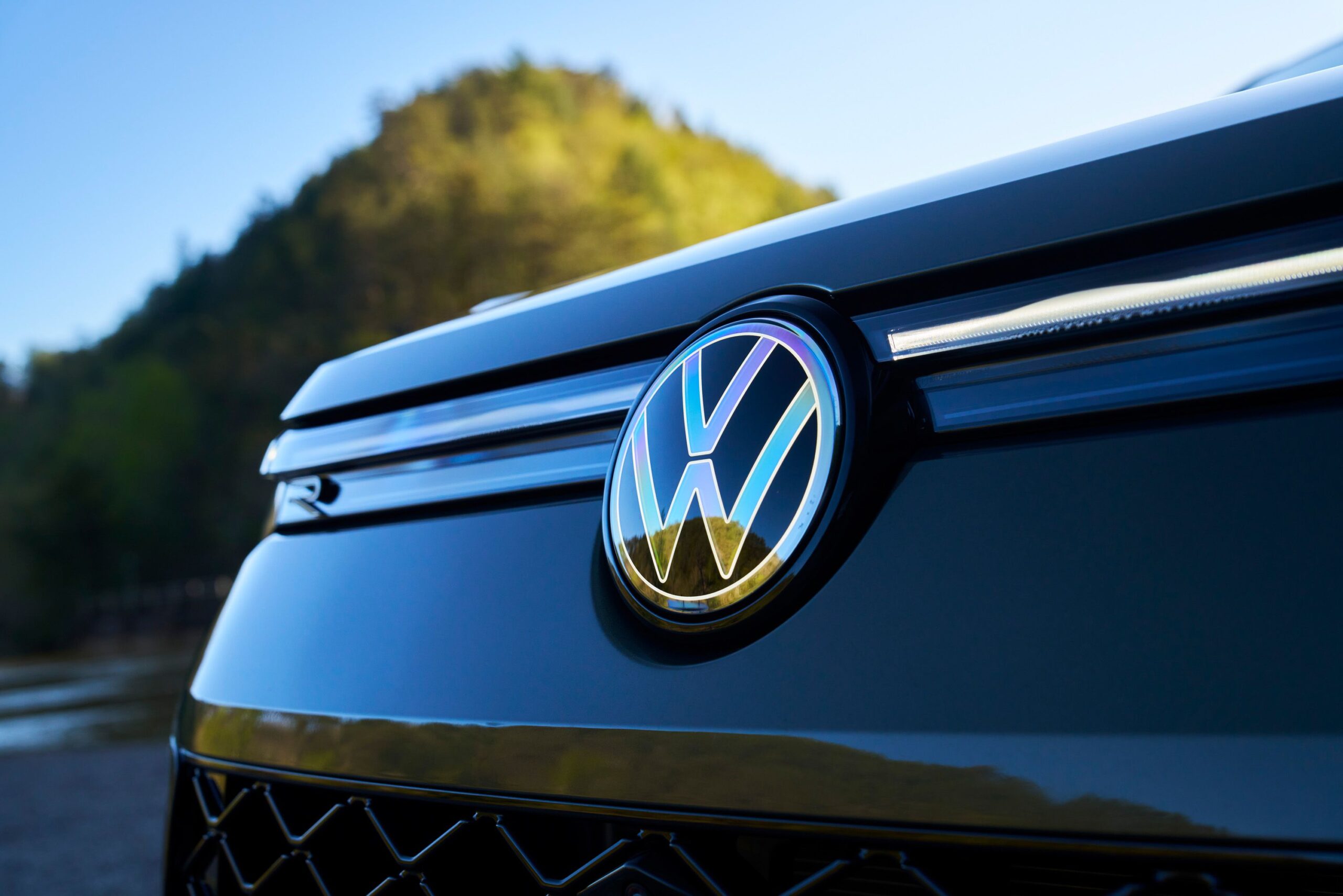 View Photos of the 2026 Volkswagen Tiguan SEL R-Line Turbo