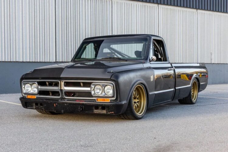 Badass Targa Truck Is a Father-and-Son Project Now up for Auction