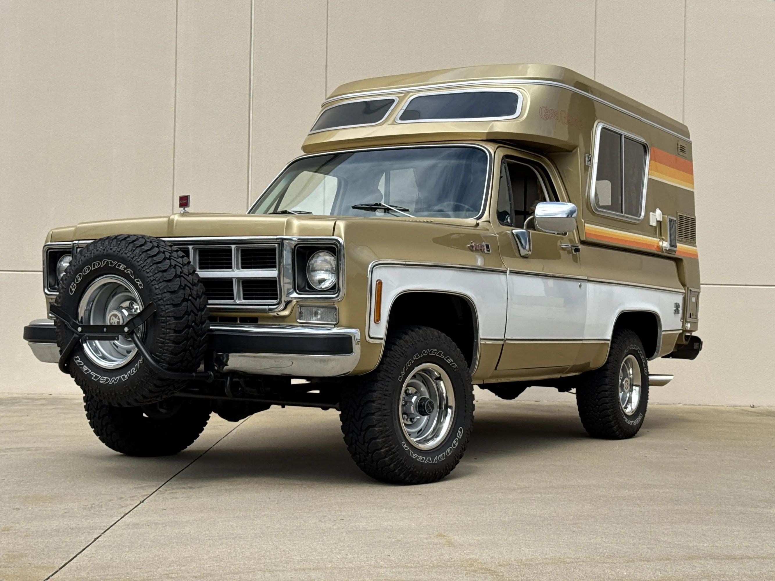 GMC Jimmy Casa Grande on Bring a Trailer Is a Sleek ’70s Camper