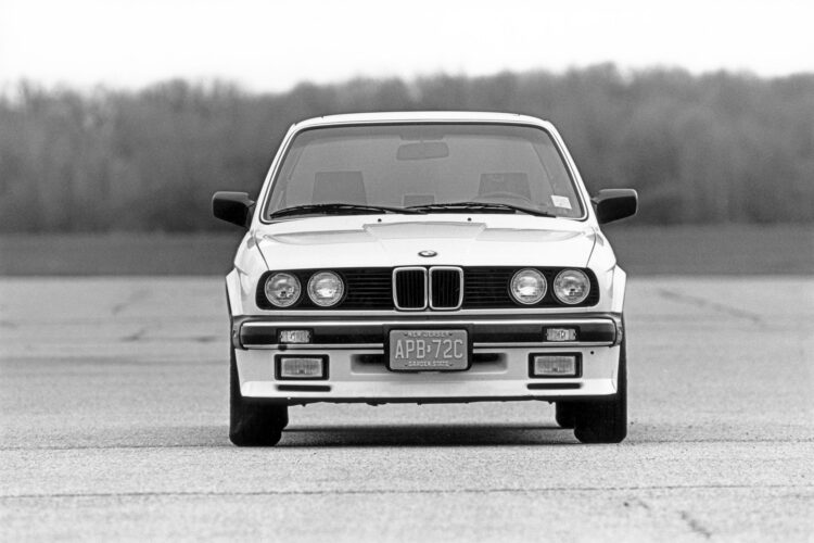 View Photos of the 1986 BMW 325es