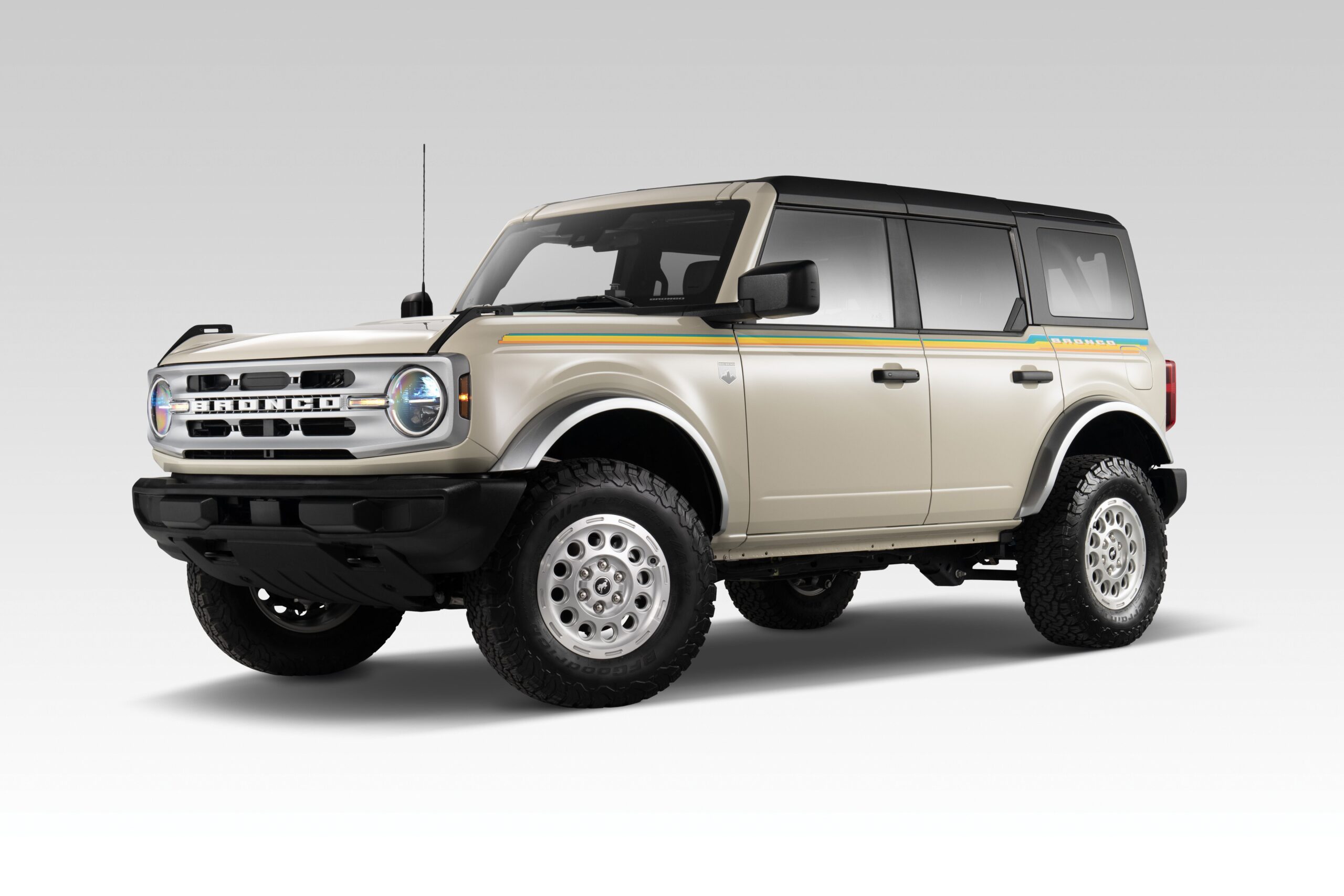 2025 Ford Bronco Is Ready to Hit the Beach with New Coastal Package