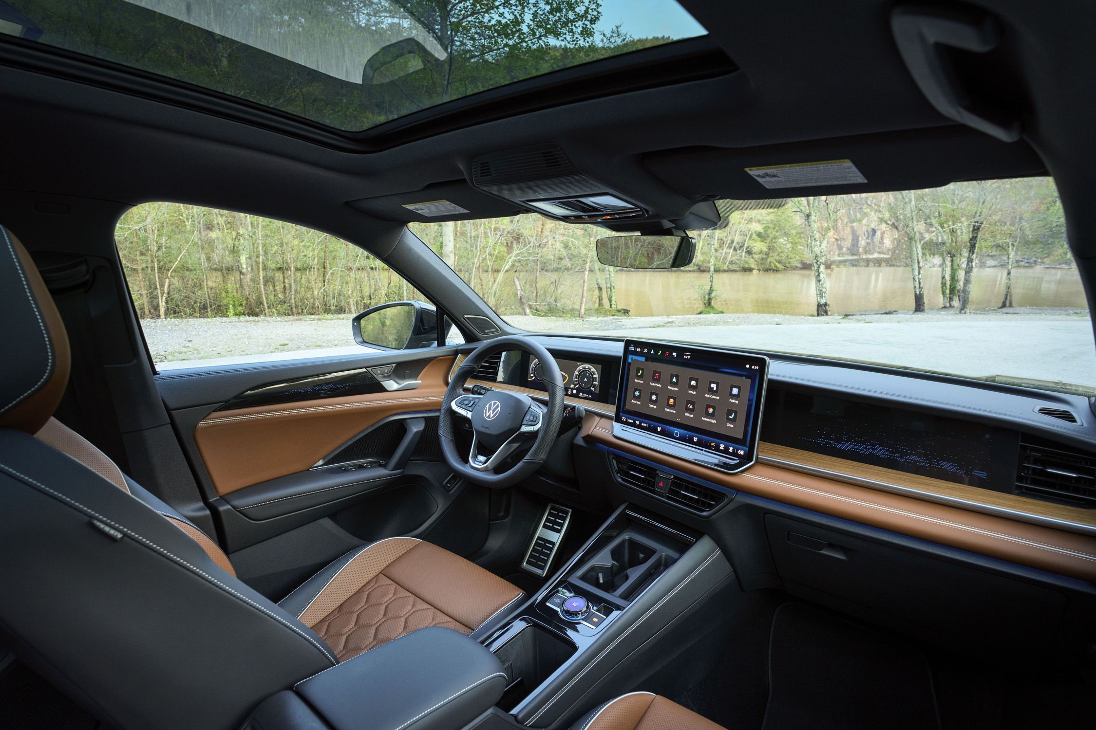 View Interior Photos of the 2025 Volkswagen Tiguan