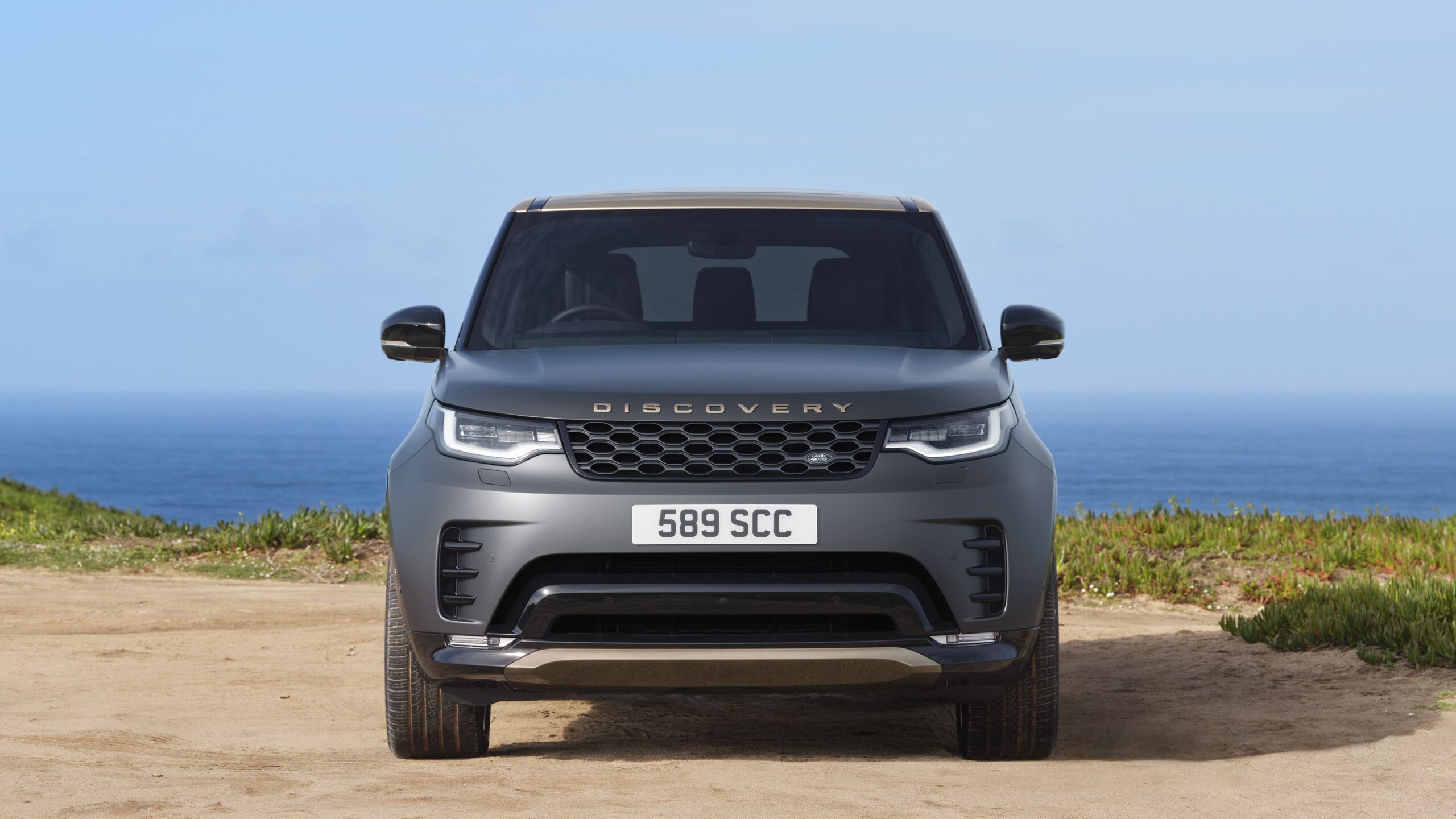 View Exterior Photos of the 2026 Land Rover Discovery Tempest and Gemini Editions