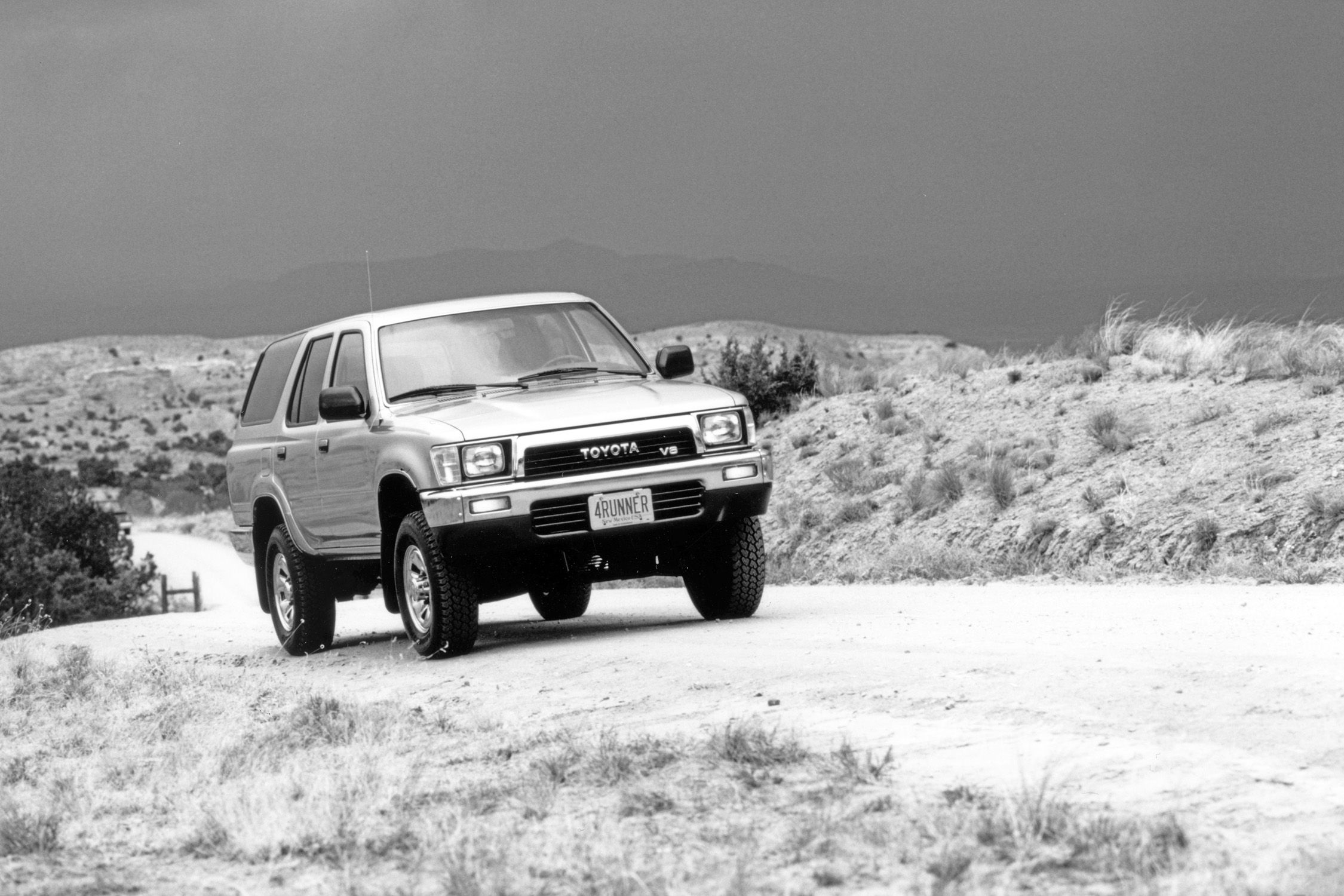 1990 Toyota 4Runner Driven: Finally a Four-Door