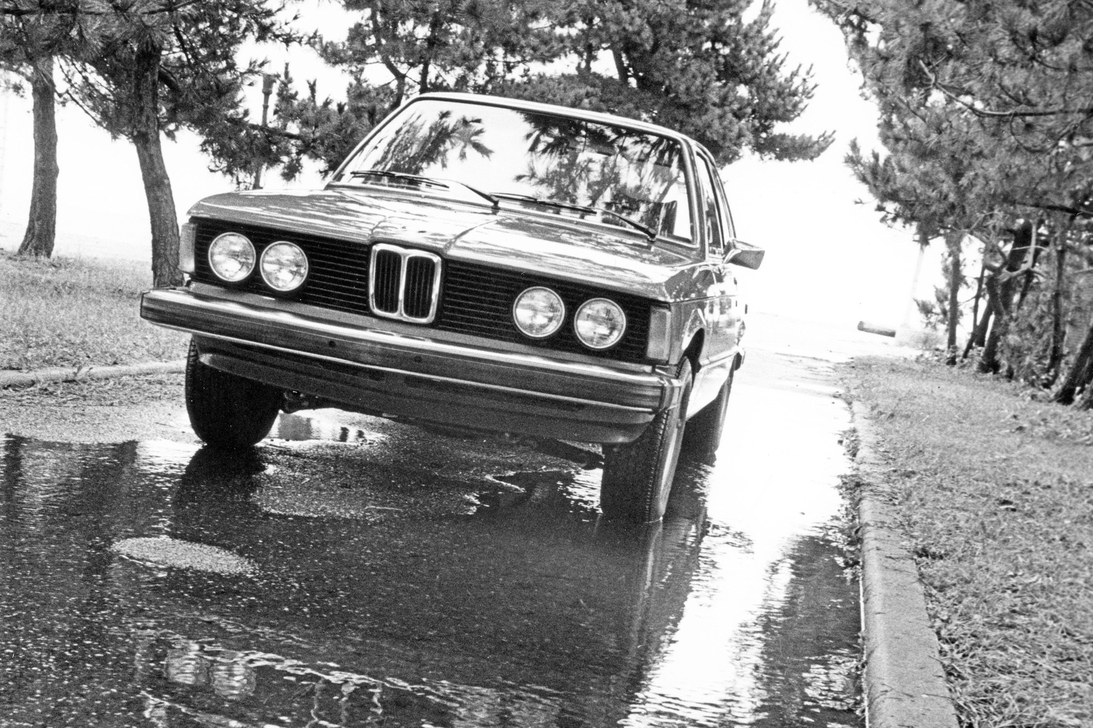 1977 BMW 320i Test: Never Dull