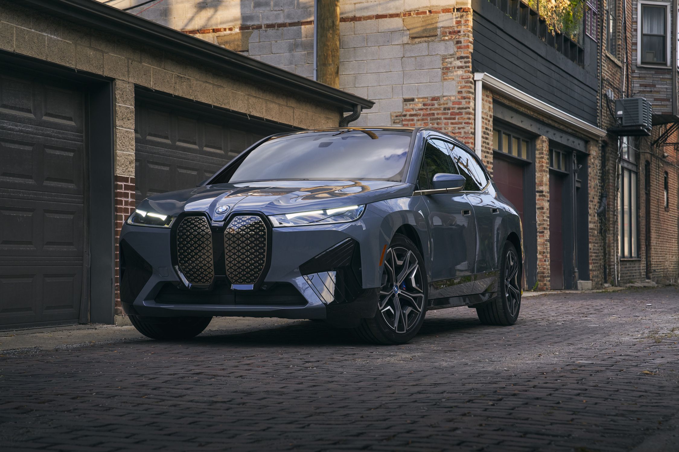 BMW Recalls Four EV Models for Potential Loss of Drive Power