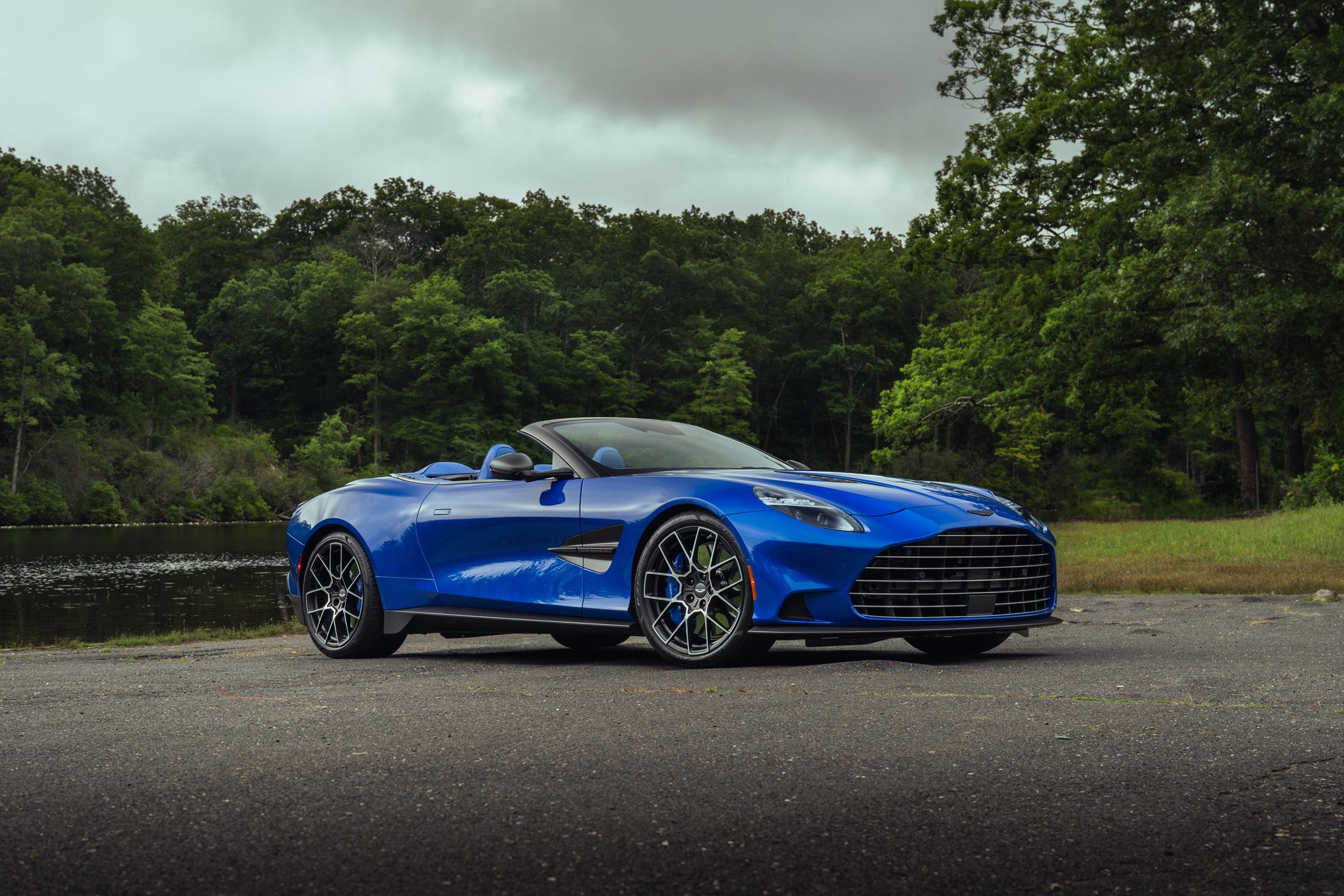 View Exterior Photos of the 2026 Aston Martin Vanquish Volante
