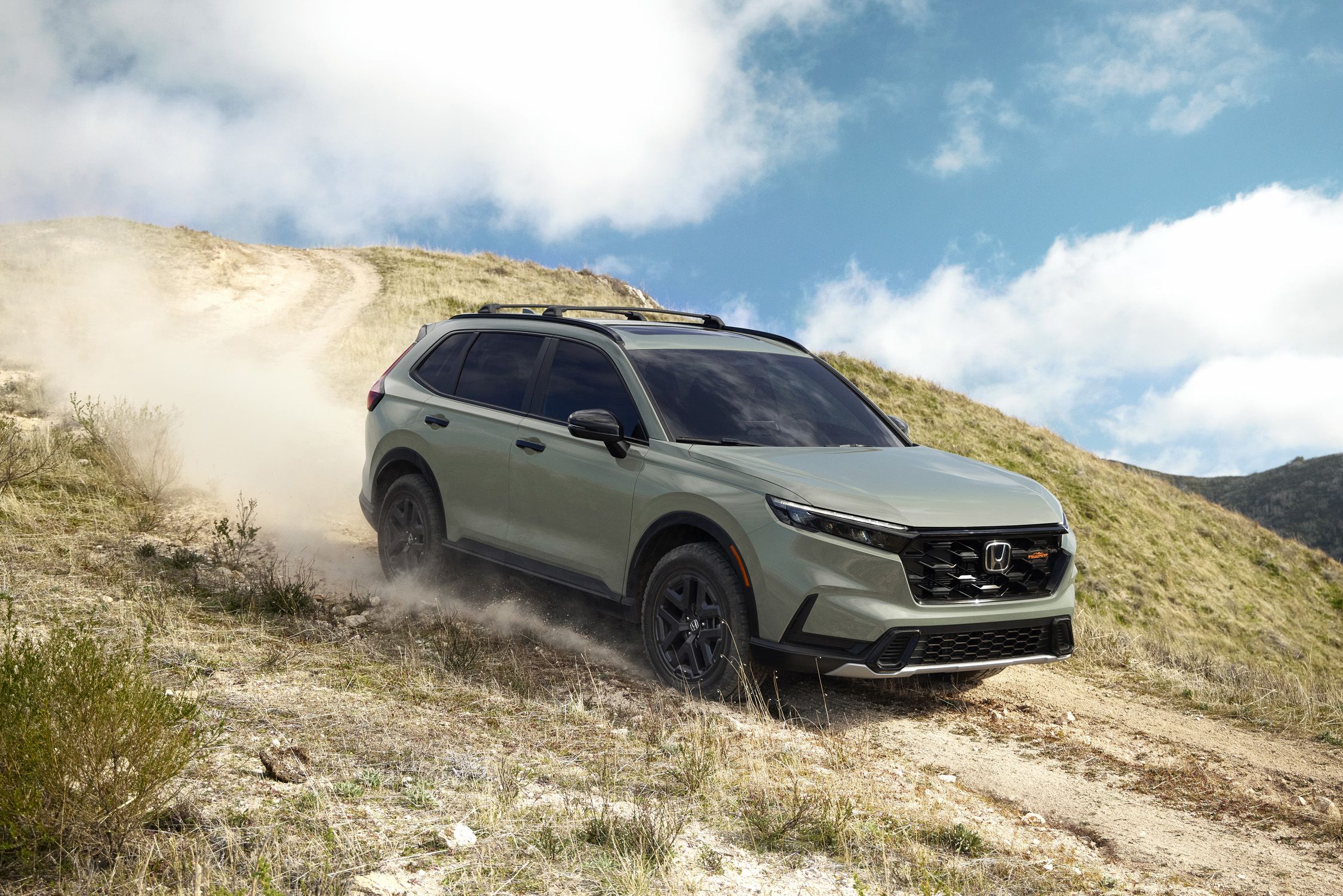 2026 Honda CR-V Hybrid Puts On Hiking Boots in New TrailSport Trim