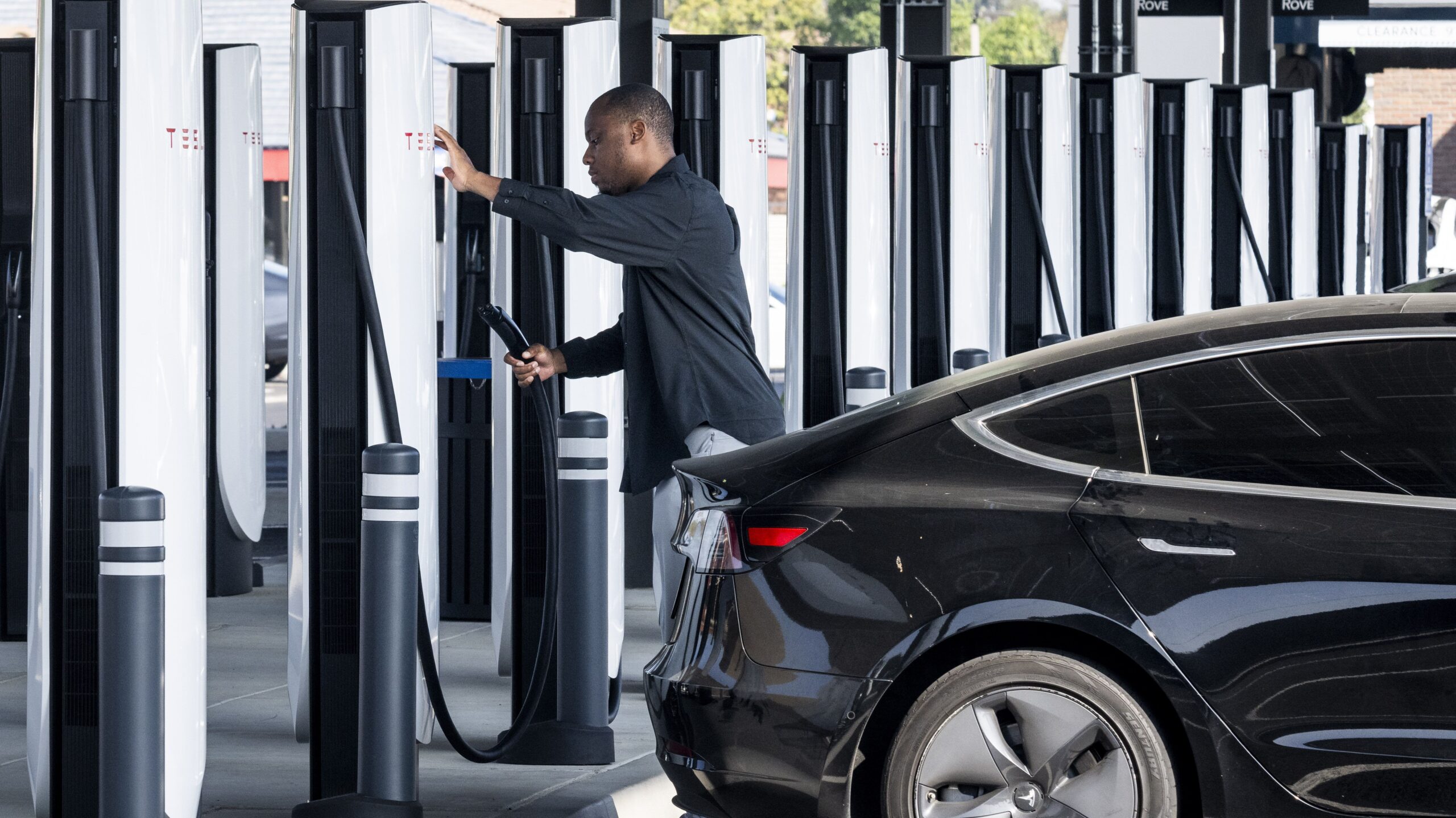 The True Cost of Owning an Electric Vehicle: What You Need to Know