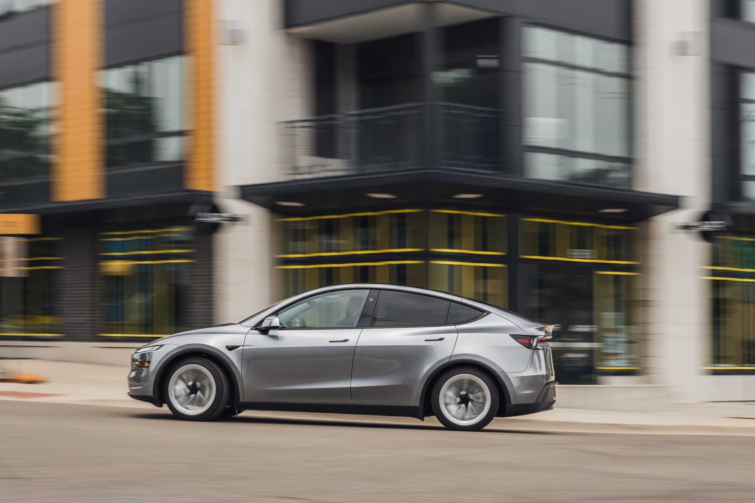Tesla Model Y Performance Will Return Based on New Twitter Teaser